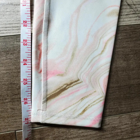 NWT Champion Pink Marble High-Rise Leggings Women's Size Small - Picture 11 of 12